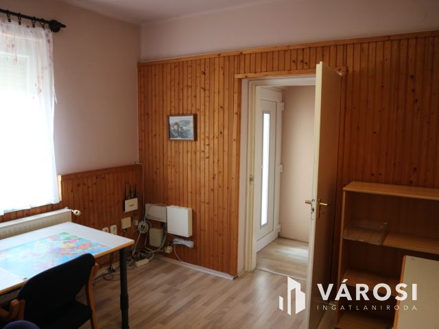 Csehimindszent,telephely,üzemcsarnok,irodaház,garázs stb.