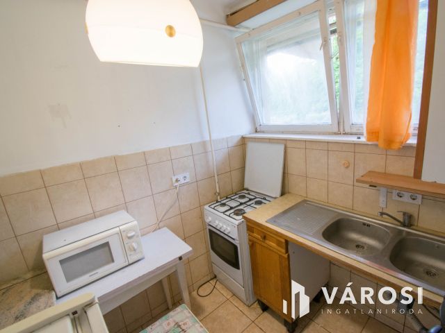 Jó helyen, jó alap – panel lakás Kalocsán!