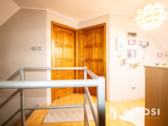 Fiatalos családi ház Gyula-Galbácskert